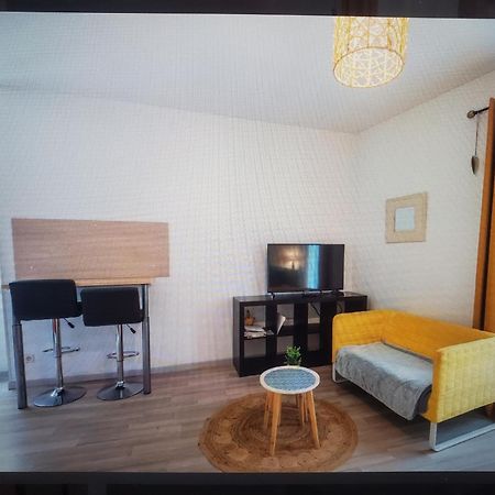 Studio Au Coeur De Viviers Екстериор снимка
